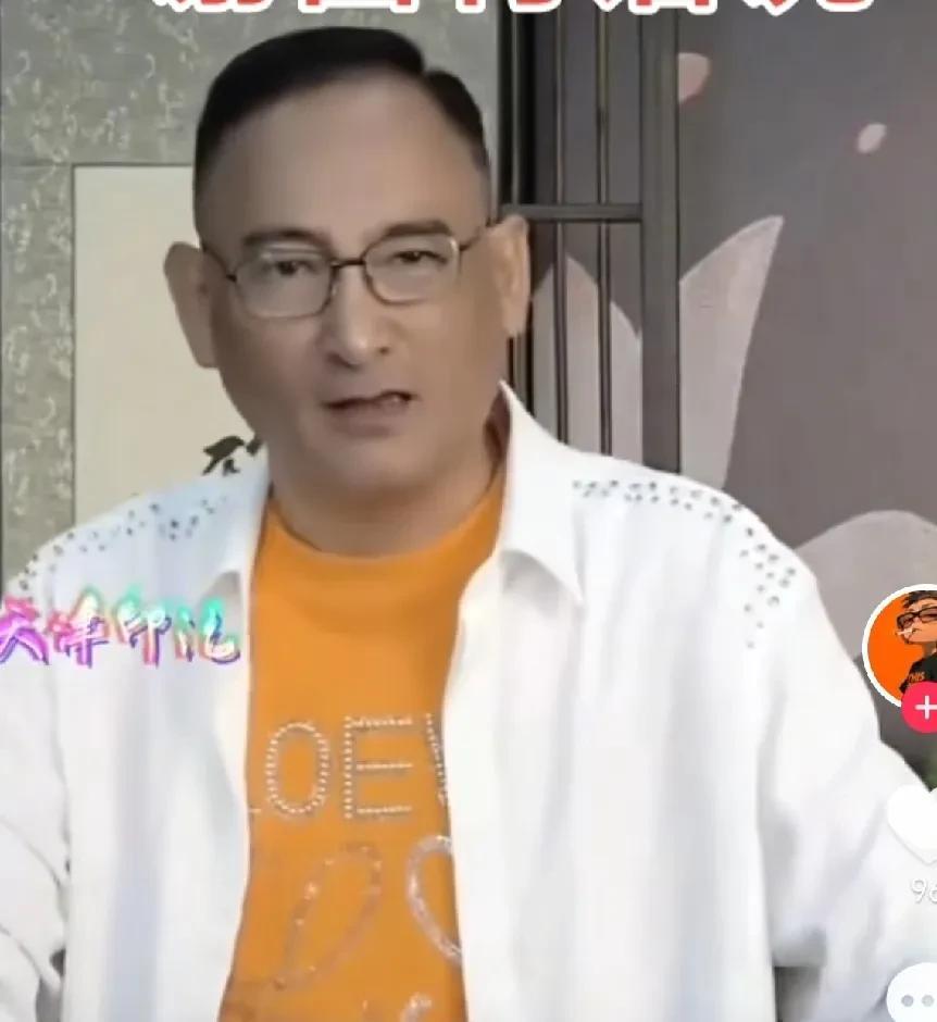昨晚，著名相声演员谢雷直播，说师父候耀华喜欢拍马屁的人，名知自己不会说相声仍说自