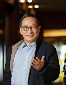 据说英国一著名主持人曾向高志凯抛出尖锐提问，外界一直炒作中国在监视英国。高志凯当