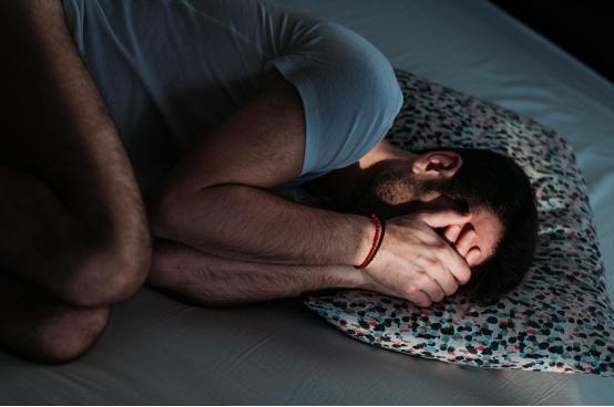 24小时之内，男性排尿次数接近这个数，或证明尿毒症离你很远。“我是不是上厕所