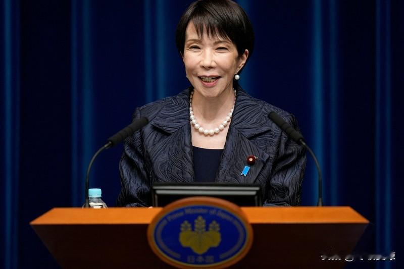 2025年11月11日消息，日本国会质询会上出了个小闹剧。10日在野党质询高市早