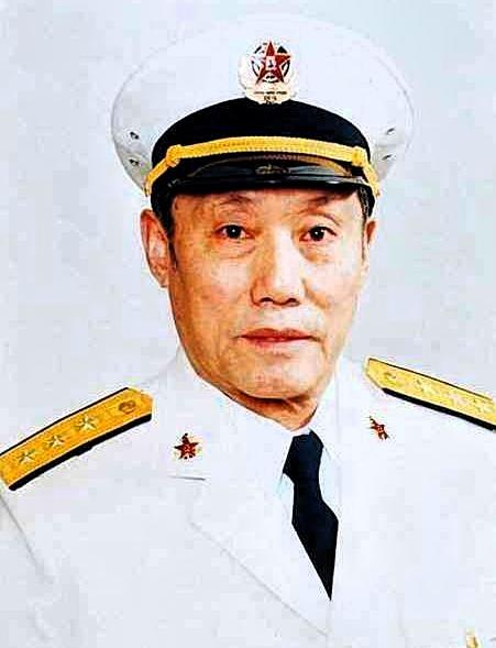 李耀文（1918年5月—2018年4月），原名张锡绅，山东荣成人，我党优秀政治工