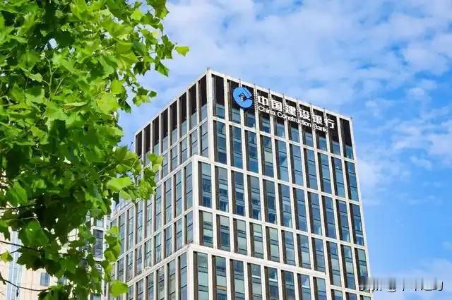 刺不刺激，建设银行已经下跌3个月了！建设银行股票目前总市值来到了2.28万亿，