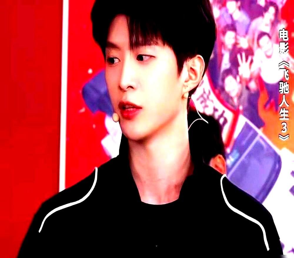 范丞丞一句玩笑，沈腾当场变脸，背后是380亿票房的底气。综艺上，范丞丞调侃沈