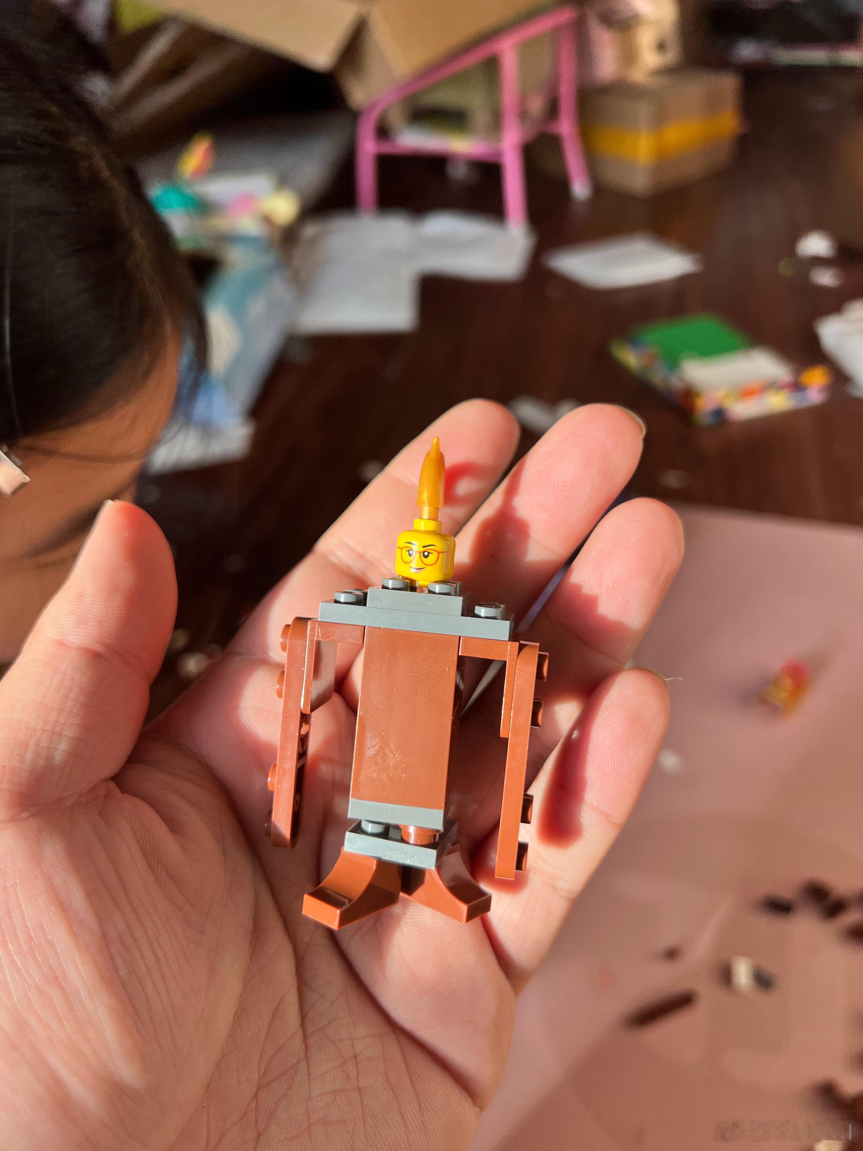 这圣诞老人看着有点奇怪……