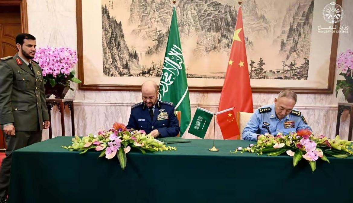 沙特紧急删除歼20视频，但欧美网友已经炸锅：情况已这样了吗？近日，沙特阿拉伯
