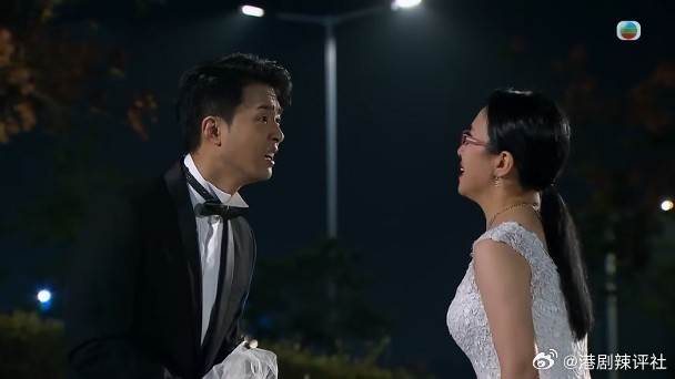 處境劇《愛．回家之開心速遞》頻頻出現人事變動，早前爆發離巢潮，多位演員被官網除名