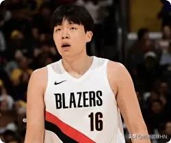 12月29号的杨翰森，和克林根相比，差距不小啊！小杨，替补出战11分钟，3投