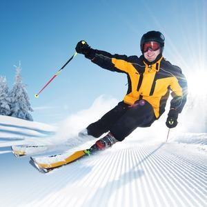 中际旭创午后翻绿，板块里的小公司却涨得欢。CPO光模块明明在涨，龙头反而跌了。