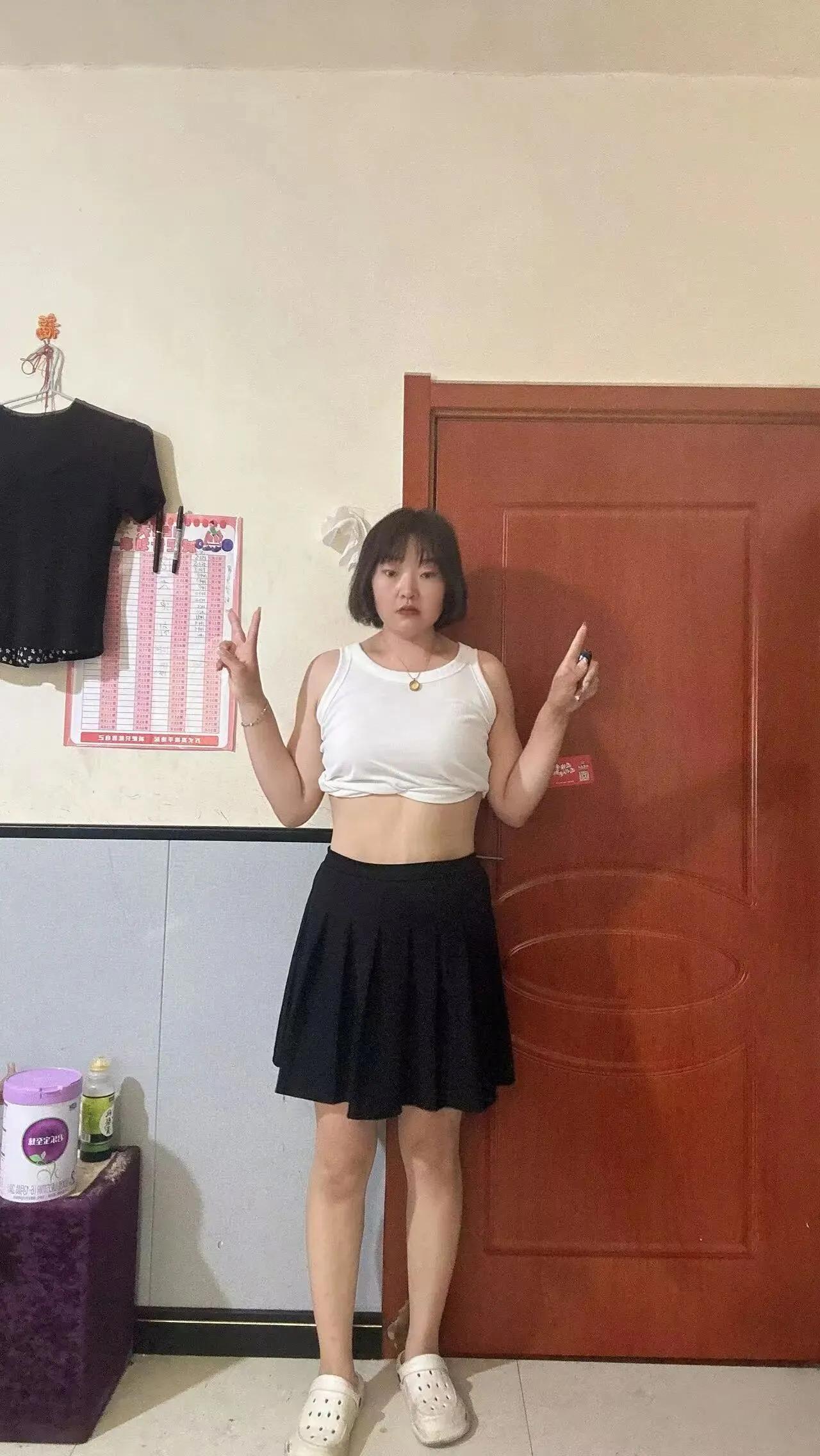女子晒减肥成果，网友震惊：这是换了一个人吗？