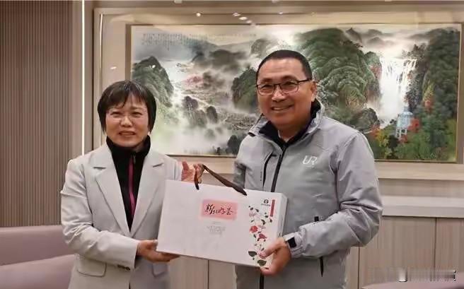 吴宗宪是侯友宜的人，把吴宗宪从文传会主委拿下，是有一定道理的国民党这波人事调