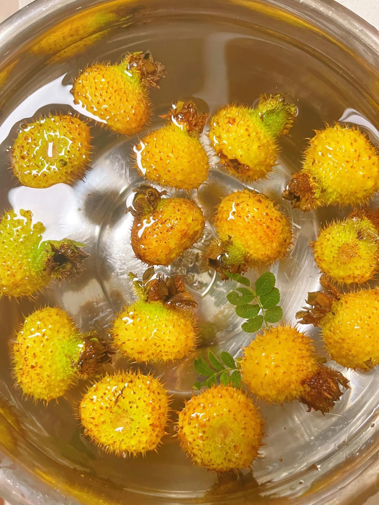 财富就是在你睡觉的时候也可以帮你赚钱的资产！1，出租房产2，股息股票3，指
