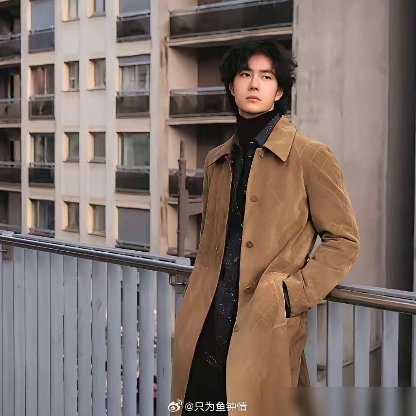 王一博用60%的营收，换了乐华1.5%的“金手铐”。续约前，乐华火速给他上了道