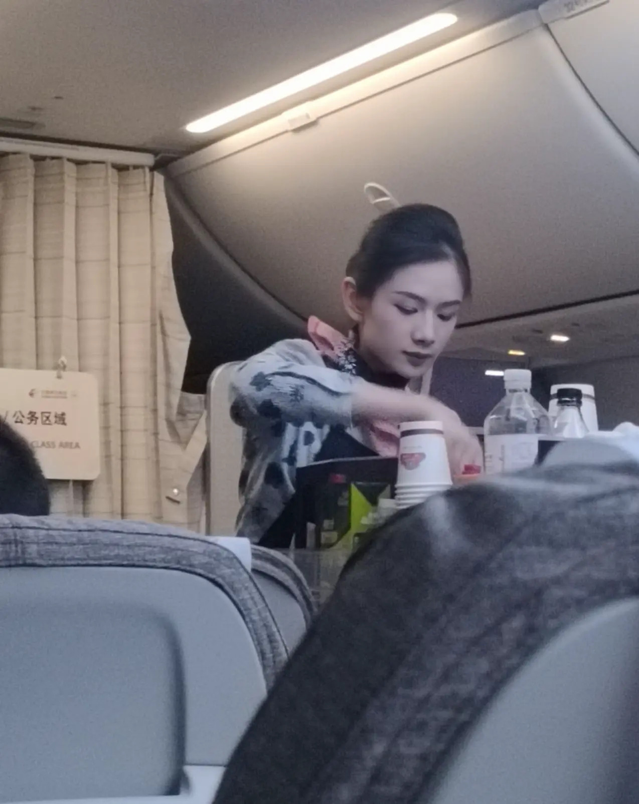空姐空少都是建模怪呀！