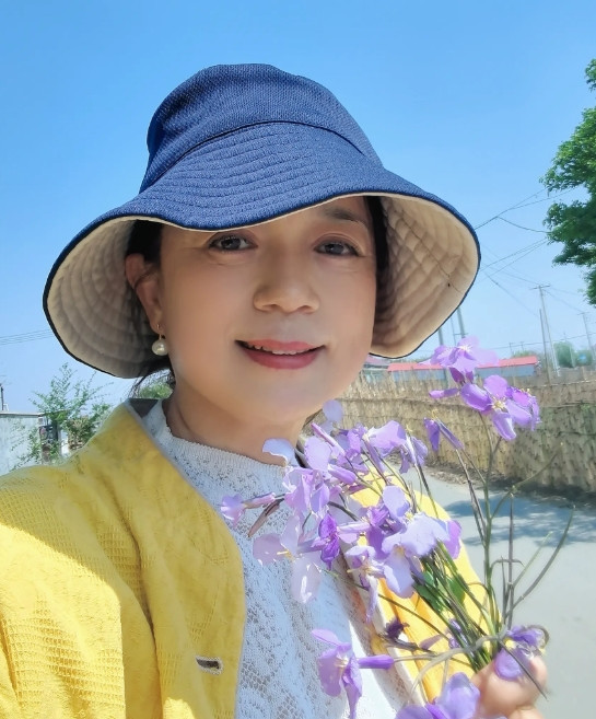 没到六十岁，我把日子过成了很多三四十岁人羡慕的样子。一、不缺钱，也不缺朋友。