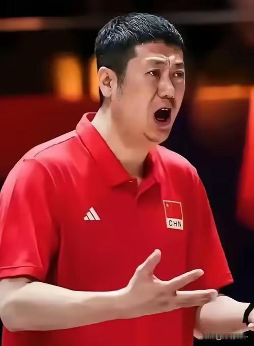 赵勇到底想证明什么2026年世界女排联赛首战，中国女排令人遗憾滴