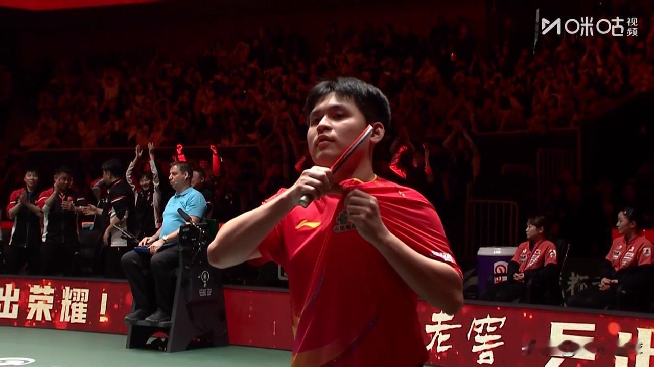 林诗栋2-1张本智和：他终于战胜了心魔！在多次输给张本智和后，林诗栋今天