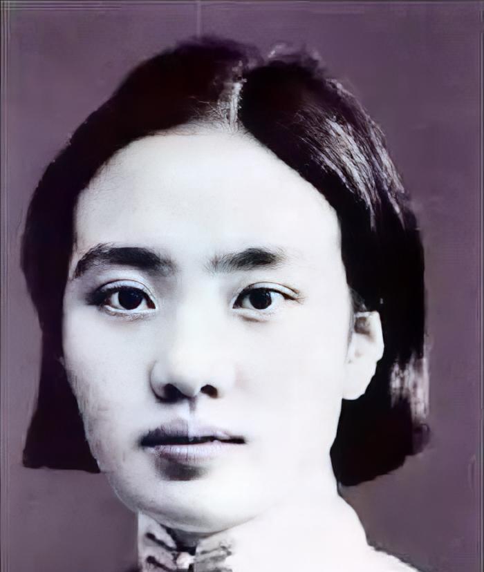 1974年，彭德怀元帅病危即将离世，无儿无女的他，提出想见妻子最后一面，但妻子却