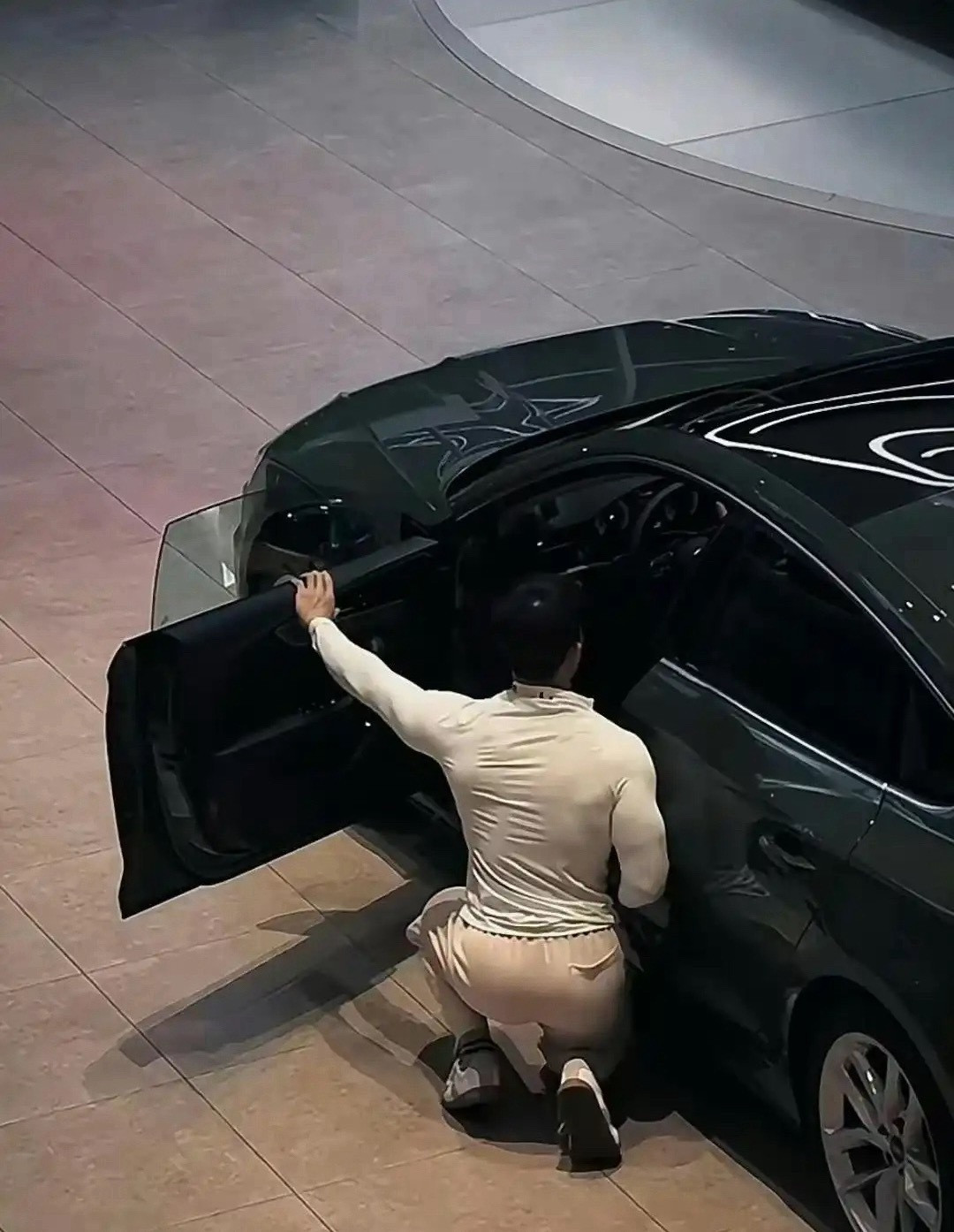 服务这么到位一定是销冠吧