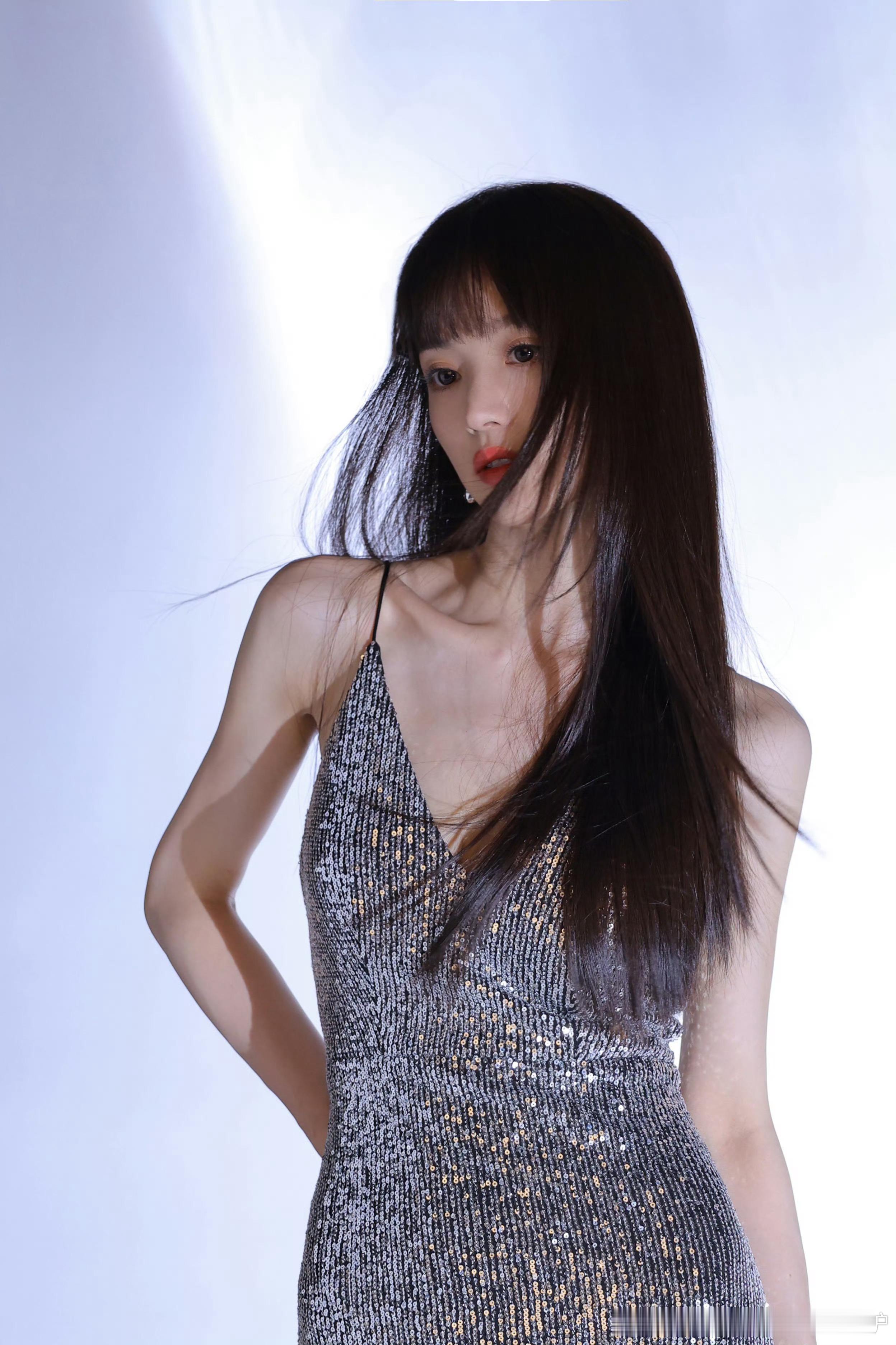 小田美貌稳定输出，根本看不够田曦薇​​​