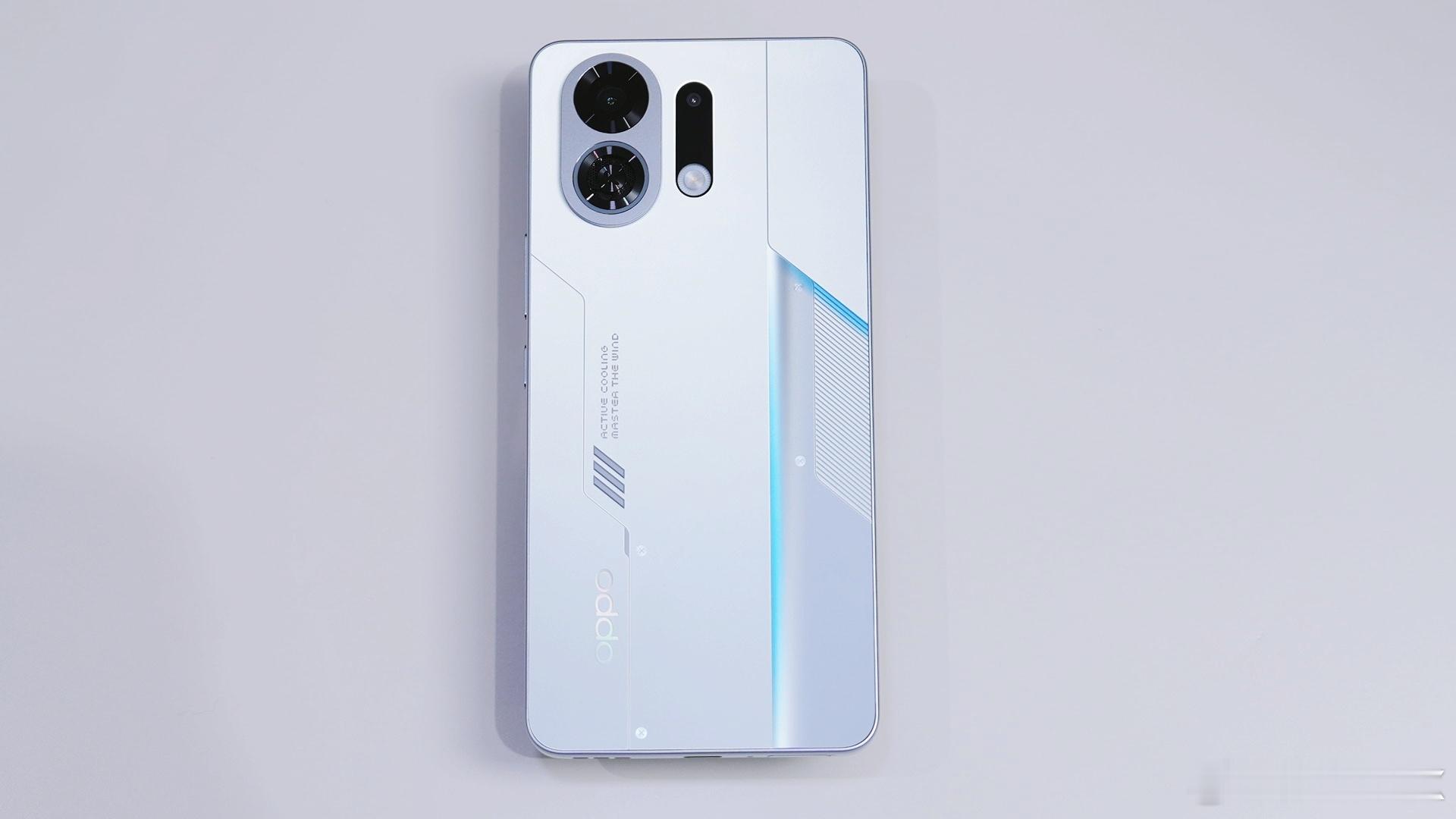 绿厂这次给OPPOK13Turbo系列整了个狠活——疾风散热超级套装，听着