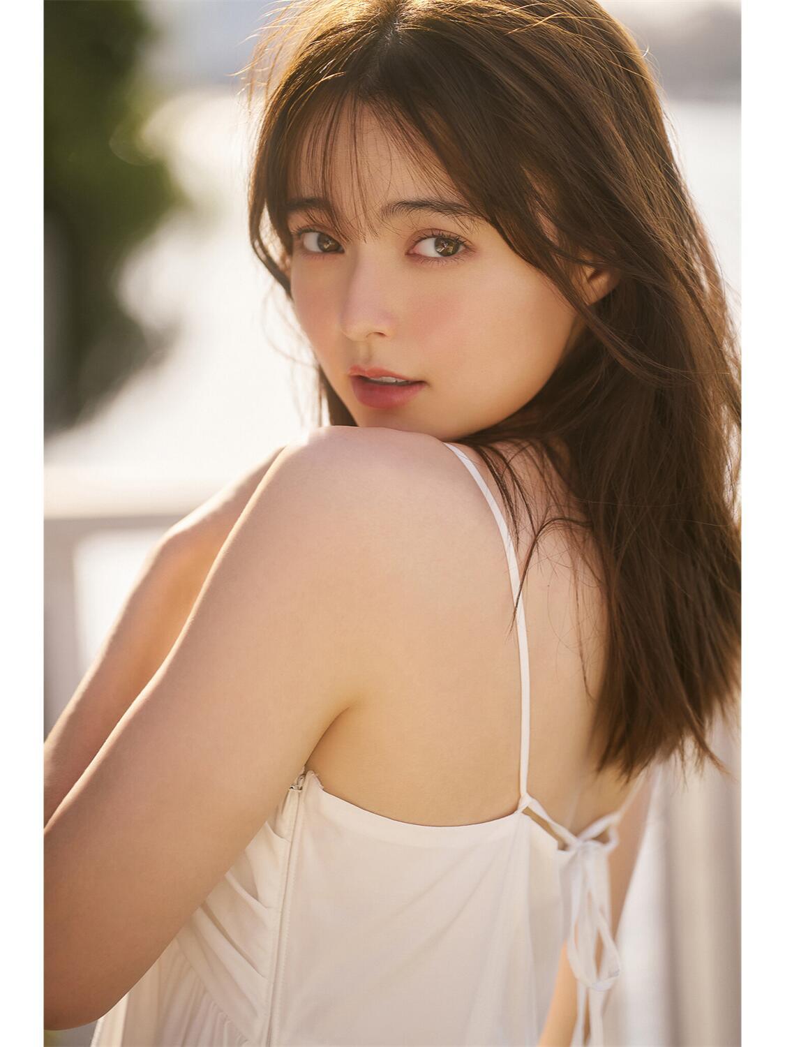 圆脸美少女甜美女孩写真照