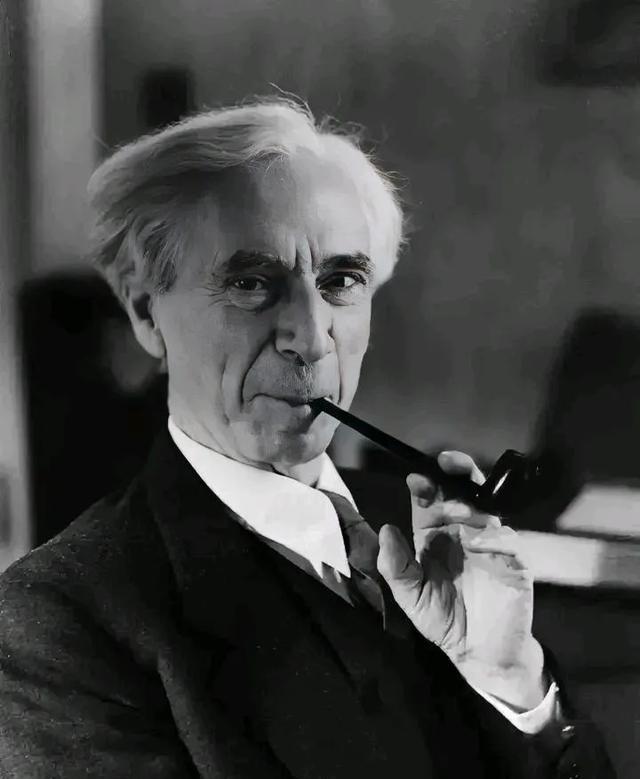 罗素说：“看似不要脸的人，成事最快，不要脸，听起来很庸俗，但在哲学上叫无我，是一