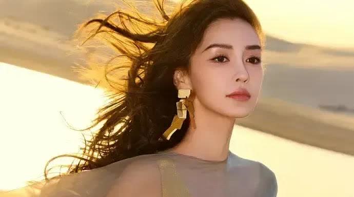 Angelababy演了那么多剧一个角色滤镜都没有，被封那段时间商务掉了就被分走