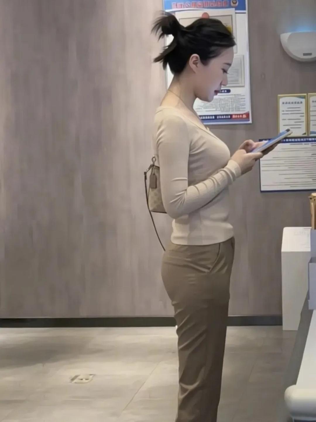 没看错的话，这应该算是普通人里的天花板了吧？