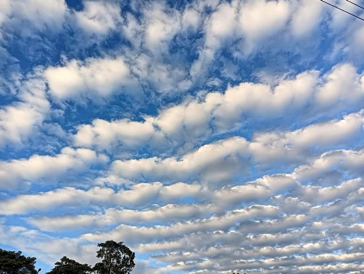 今天闺蜜偷偷跟我说一个秘密，她说她现在已经存了39万。她老公每月给她转7000