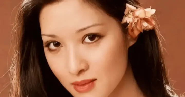 胡因梦有多美? 李敖第一次见她之后, 转身给女友开巨款分手费