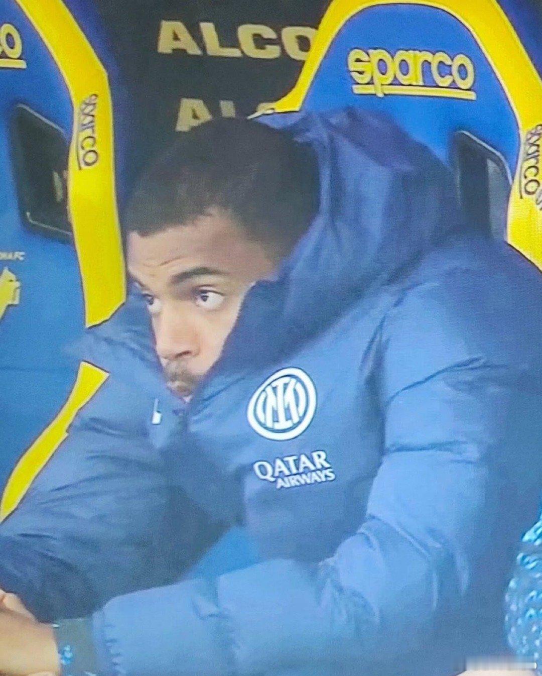 肖万继续：我还执教过博尼和迪乌夫博尼对国际米兰来说是一笔非常重要的签约迪乌夫