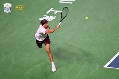 🎾🇩🇪兹维列夫将和🇪🇸达维多维奇争夺上海大师赛决赛资格2026上海劳