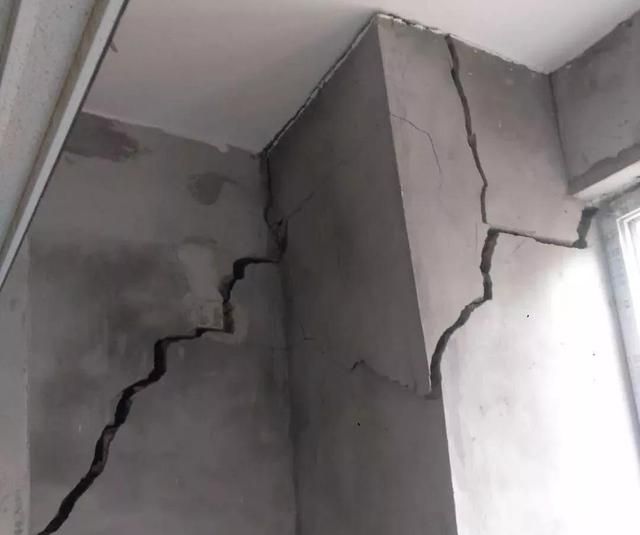 自建房承重墙裂缝是什么原因导致
