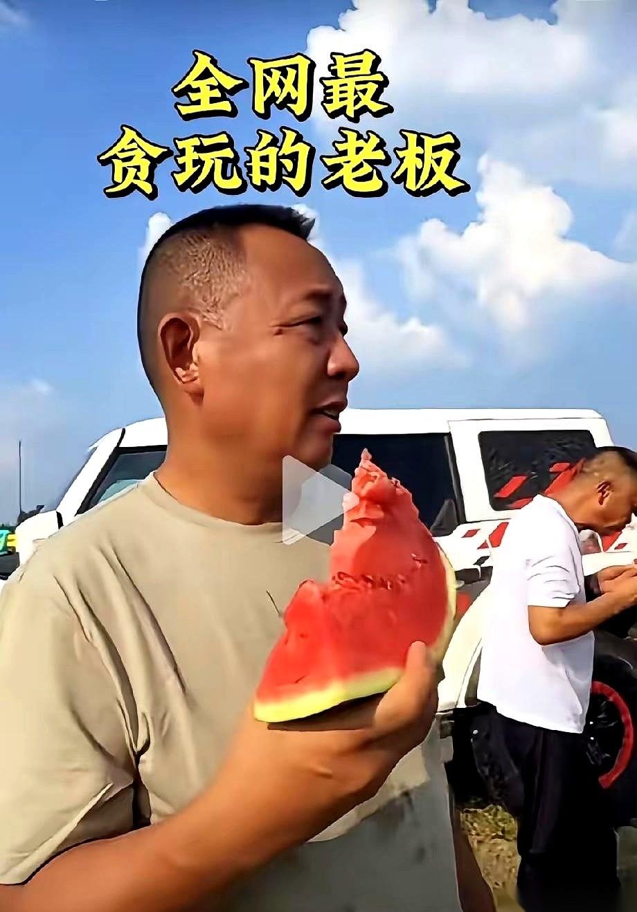 胖东来老板于东来，最近干了件狠事。一家年利润过亿、开了整整24年的老店，他直接