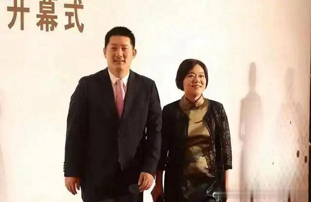 “围棋王子”常昊：顶住恩师强烈反对，坚持迎娶大8岁二婚女棋手张璇为妻。这就是传