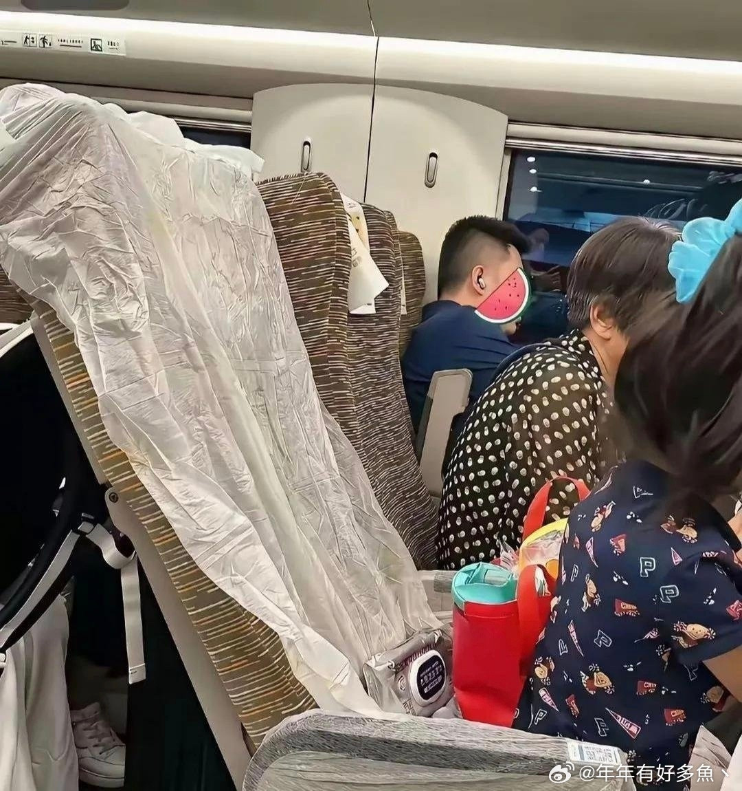 这是我在高铁上见过最讲究的人，没有之一