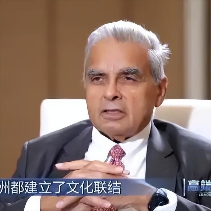 “亚洲正在犯下滔天大错！”新加坡外交家马凯硕曾经说：“亚洲国家眼看中国这