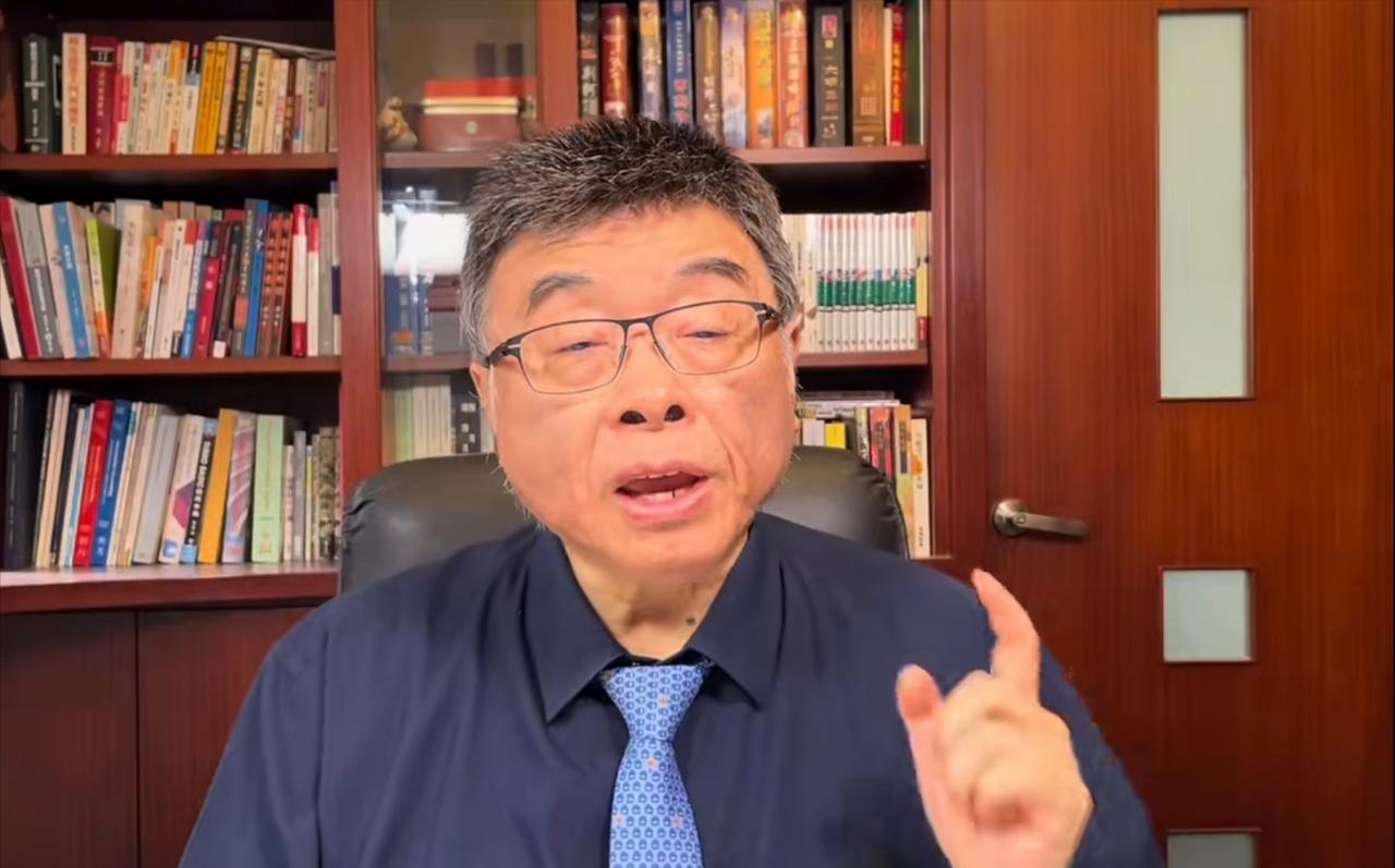 台湾时事评论员邱毅：这两天，突然在岛内的媒体圈流出一份神秘的名单。这份神秘的名单