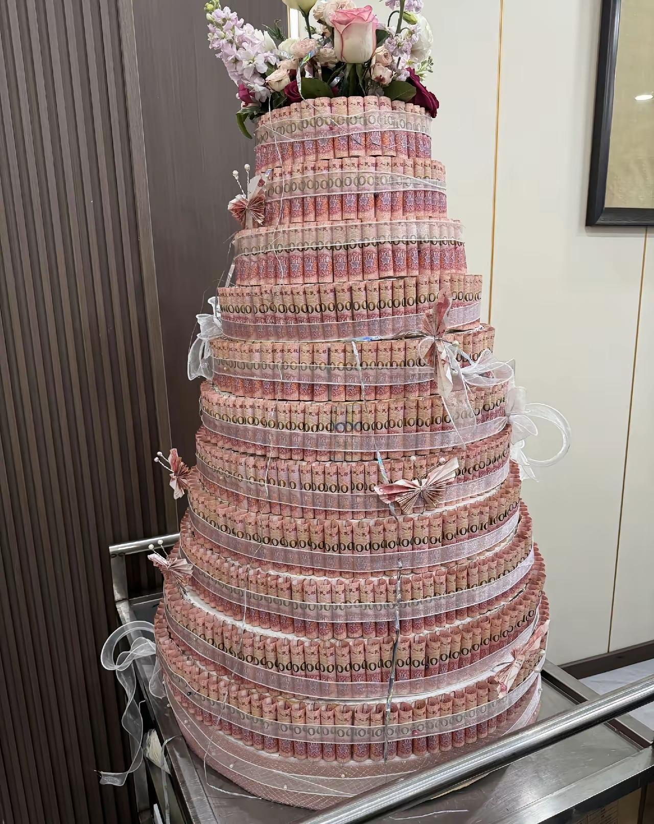 我今天把家里房间的锁都卸了没有告诉女儿现在要读高三的她暑假补课500元一次