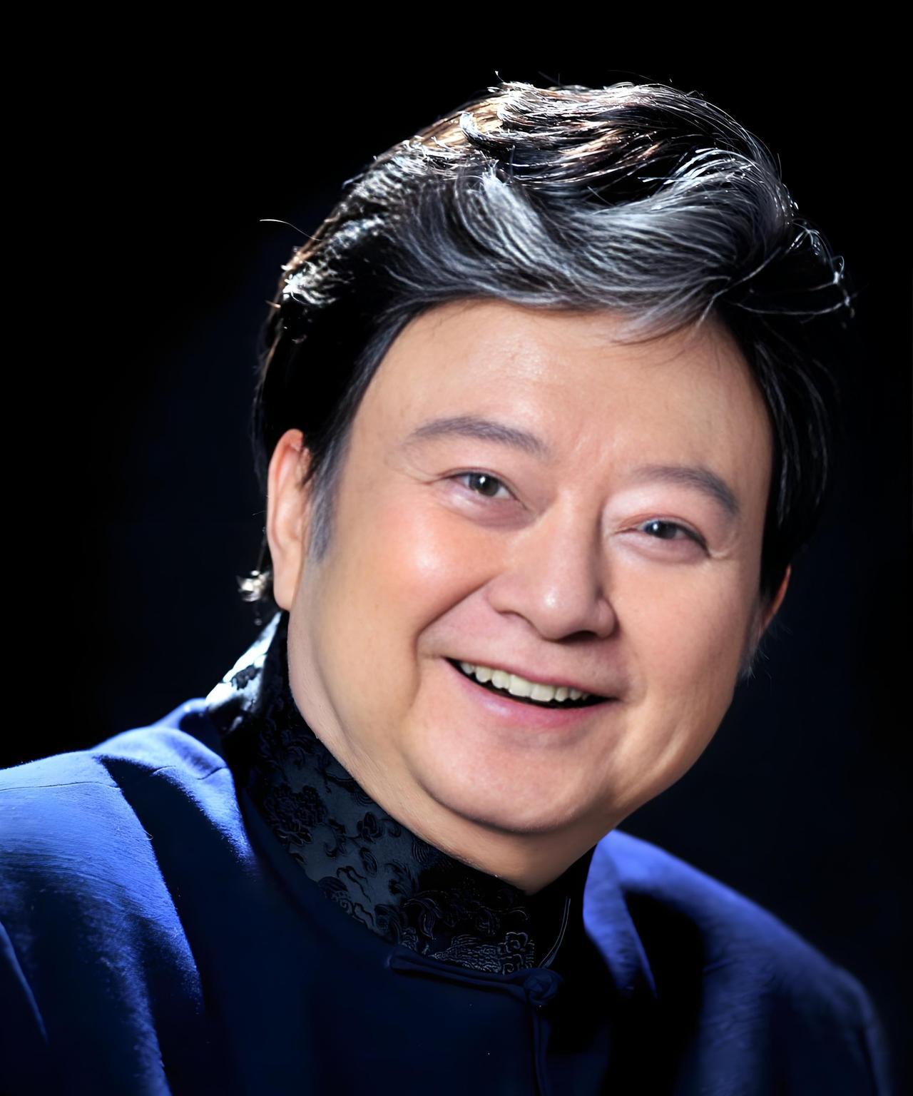 当今歌坛八大最具实力男高音歌唱家：一、李双江（代表作～红星照我去战斗）二、李