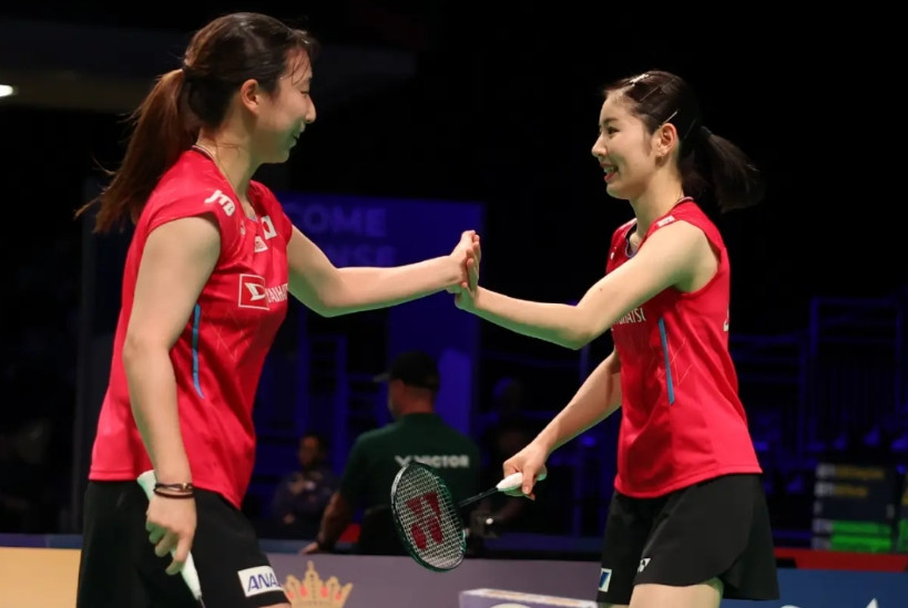 石宇奇不孤单，又有一名全英卫冕冠军首轮出局。羽毛球的全英公开赛好像并没有卫冕冠