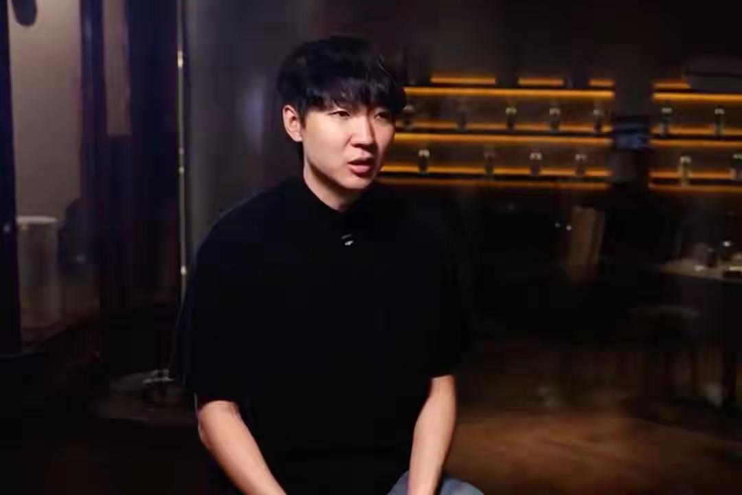 4月16号中国足球传来最新消息：前黑龙江冰城球员张浩在社交媒体上发文为自己被