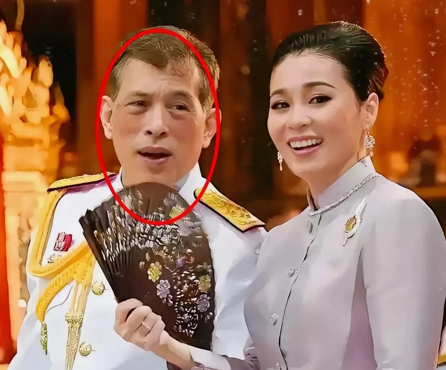 泰国国王原来早有准备！泰国国王安排佩通坦兼任文化部长，显然早就知道反对派要抗议