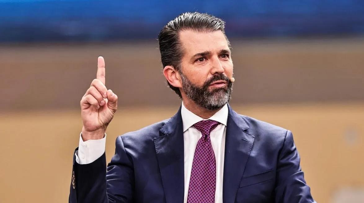 12月7日，特朗普的儿子小唐纳德·特朗普发表声明称，乌克兰“比俄罗斯腐败得多”，