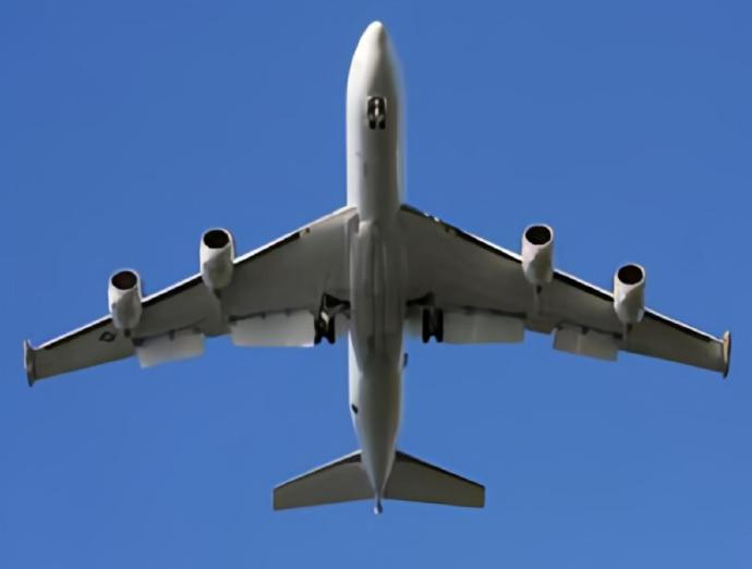 每天认识一件兵器美国E-6“水星”通信中继机E-6是波音公司研制的一款通信中继