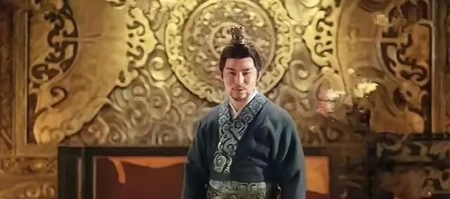 司马伦在孙秀等人的协助之下，除掉了贾南风和她的党羽，又顺应人心给前太子司马遹平了