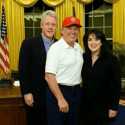 外媒疯传特朗普与克林顿之间的亲密关系。特朗普没步入政坛前，一直是民主党的坚定