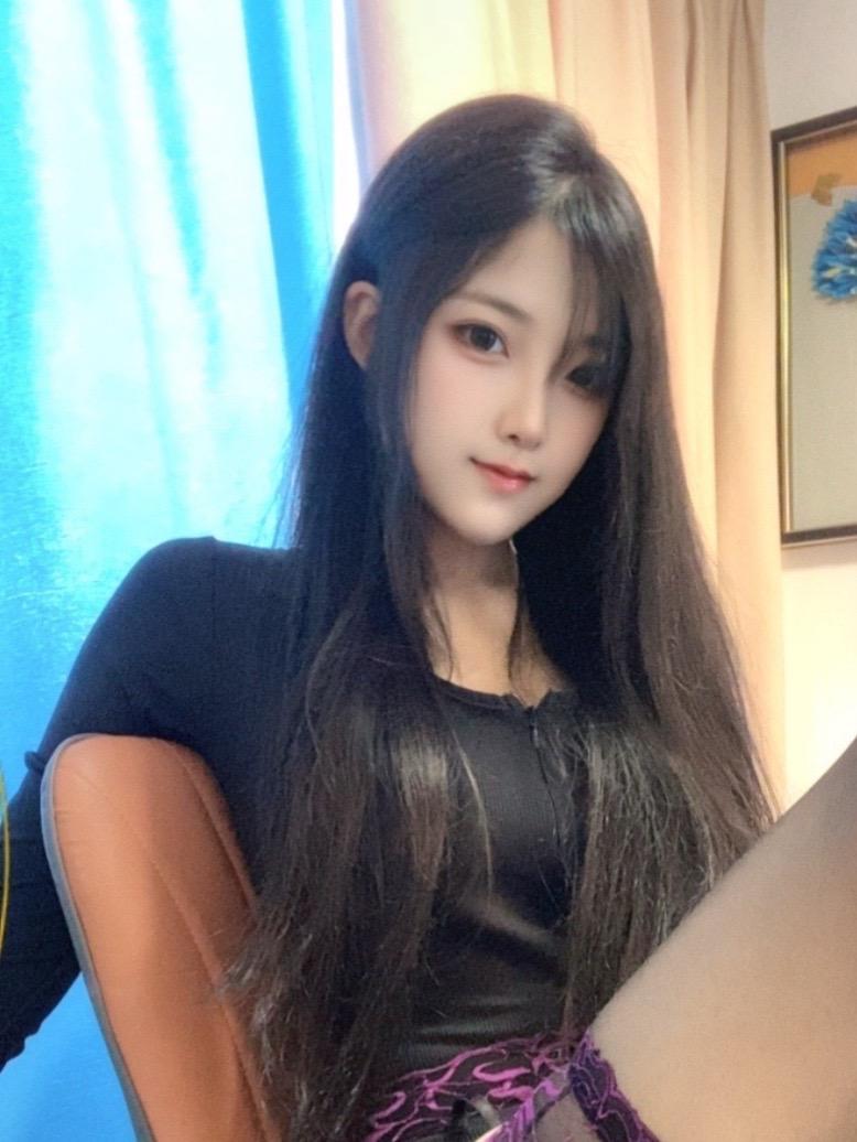 在骂我吗  听不懂  感觉像小狗撒娇