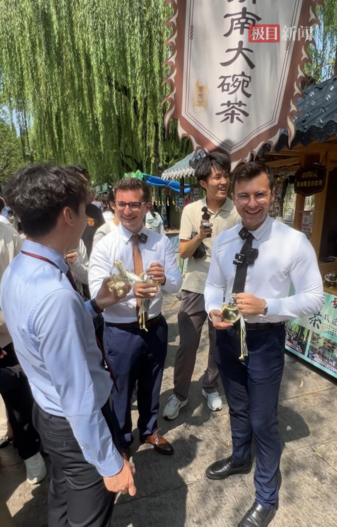 马库斯这次可能回不去了！他捐给中国的618张日军侵华暴行照片，不仅因为照片上残