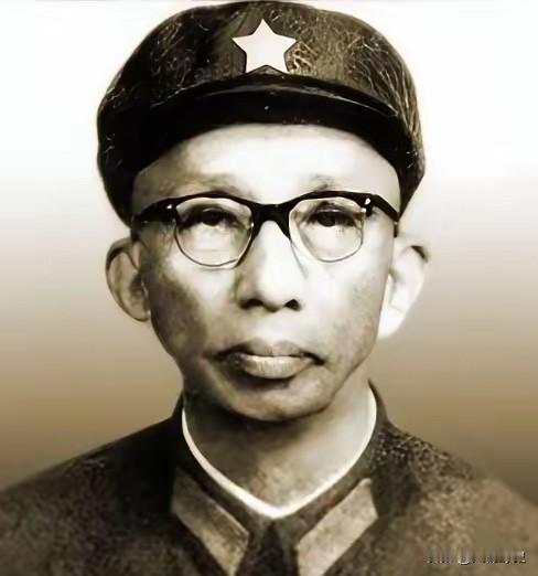 1955年，开国少将李迎希，因为误会，授衔时评低了一级，他对此十分不满，就写信给